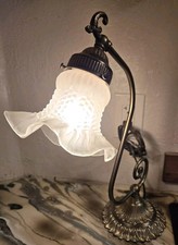 Abajur de mesa vintage bronze ornamentado pescoço de ganso com tampa de luz de tulipa branca funciona comprar usado  Enviando para Brazil