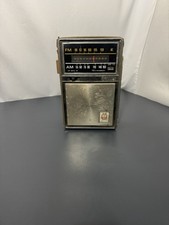 Rádio transister GE antigo - para peças ou reparos comprar usado Rádio transister GE antigo - para peças ou reparos comprar usado  Enviando para Brazil