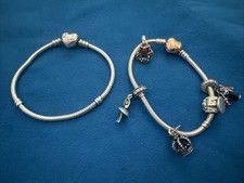 Pulseira PANDORA “2” com berloques usada autêntica comprar usado  Enviando para Brazil