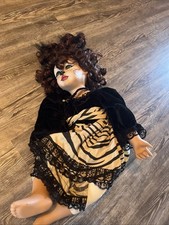 Beautiful porcelain mama for sale  Clovis