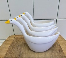 Conjunto de 4 xícaras de medição vintage de gansos/patos empilhamento de melamina FRETE GRÁTIS comprar usado  Enviando para Brazil