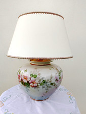 Lampada tavono porcellana. usato Lampada tavono porcellana. usato  Valvestino