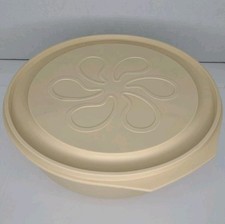 Rubbermaid beige tan for sale  Chewelah