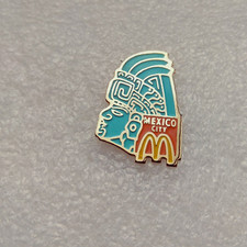 Pin pins lapel d'occasion  Lille-