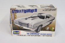 Revell 2066 scale for sale Revell 2066 scale for sale  SPALDING