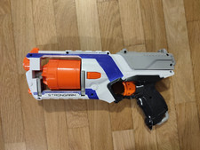 Nerf elite strongarm usato  Reggio Emilia
