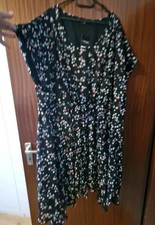 Sommerkleid runder ausschnitt gebraucht kaufen  Solingen