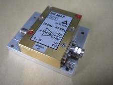 Amplificador de banda larga SHF 804P 30KHz-45GHz +13dBm comprar usado Amplificador de banda larga SHF 804P 30KHz-45GHz +13dBm comprar usado  Enviando para Brazil