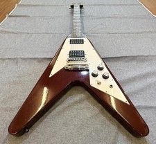 Guitarra elétrica Gibson Flying V '67 com estojo rígido 1998 comprar usado Guitarra elétrica Gibson Flying V '67 com estojo rígido 1998 comprar usado  Enviando para Brazil