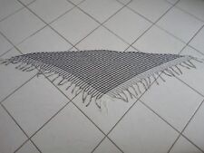Petit châle foulard d'occasion  Neuville-de-Poitou