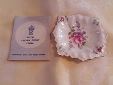 Royal crown derby d'occasion  Saint-Martin-des-Besaces