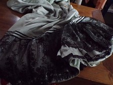 Silk lace skirt d'occasion  Expédié en Belgium