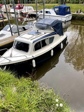 Minerva fairline weekender for sale  WINDSOR