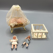 Boneca bebê alemã Shackman berço berço berço casa de bonecas BONECAS 4 peças VEJA FOTOS comprar usado Boneca bebê alemã Shackman berço berço berço casa de bonecas BONECAS 4 peças VEJA FOTOS comprar usado  Enviando para Brazil