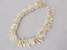 Collana conchiglie vintage usato  Italia