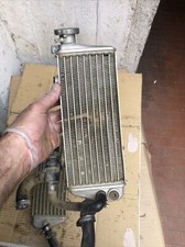 Radiatore acqua destro usato Radiatore acqua destro usato  Roma