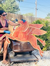 Mobil pegasus porcelain for sale  Polk City