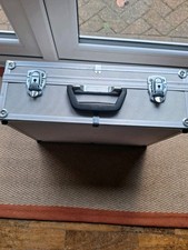 Flight case for sale  ELY