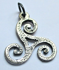 Ancien pendentif triskèle d'occasion  Perros-Guirec