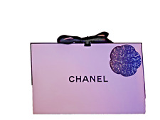 Chanel scatola gift usato  Italia