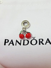 Charm pandora cerise usato  Spedire a Italy