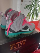 Nike bron lebron d'occasion  Paris XV
