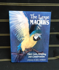 The Large Macaws Their Care Breeding Conservation  Hardcover First Printing 1995 comprar usado  Enviando para Brazil