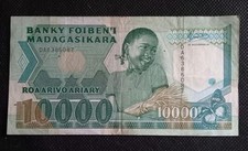 Madagascar billet 10000 d'occasion  Nouaillé-Maupertuis