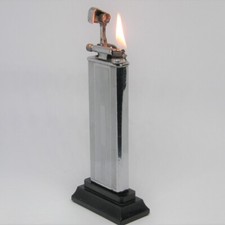 Briquet ancien essence d'occasion Briquet ancien essence d'occasion  Ploudalmézeau