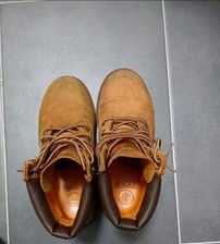 Stivaletto timberland usato  Livorno