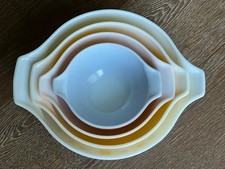 vintage misc pyrex bowls for sale vintage misc pyrex bowls for sale Bailey