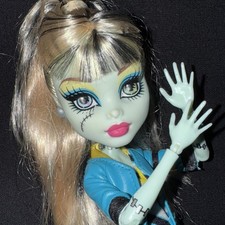Monster High FRANKIE STEIN Picture Day Boneca com Jaqueta Vestido Pulseiras Brincos comprar usado Monster High FRANKIE STEIN Picture Day Boneca com Jaqueta Vestido Pulseiras Brincos comprar usado  Enviando para Brazil