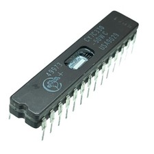 Używany, [2pcs] CY7C330-50WC UV PLD 20 ns DIP28CW na sprzedaż  PL