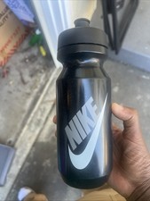 ) Nike Squeeze BIG BUTH BIDON 2.0 650 ML 22 OZ garrafa de água preta MSRP $32, usado comprar usado  Enviando para Brazil