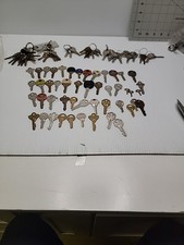 Assorted keys. oz for sale  Bayonne