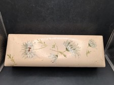 Caixa de luvas feminina antiga vitoriana pintada à mão com flores madeira 4x12"  comprar usado Caixa de luvas feminina antiga vitoriana pintada à mão com flores madeira 4x12"  comprar usado  Enviando para Brazil