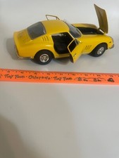 Modelo Ferrari GTB-4 1966 modelo fundido escala 1/18 ERTL Models - Amarelo comprar usado  Enviando para Brazil