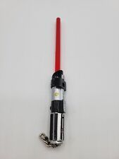 Llavero sable de luz rojo Darth Vader de Star Wars de los parques de Disney *Probado segunda mano  Embacar hacia Argentina