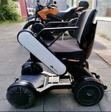 Carrozzina elettrica per usato  Roma