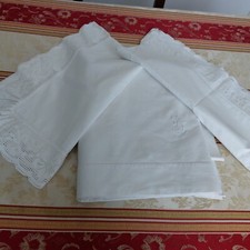 Antico lenzuolo sopra usato  Pavia