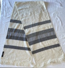 Sciarpa salvatore ferragamo usato Sciarpa salvatore ferragamo usato  Ercolano