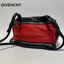 Borsa tracolla givenchy usato  Spedire a Italy
