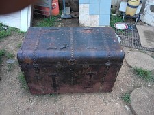 Antique streamer trunk for sale  Poplar Bluff