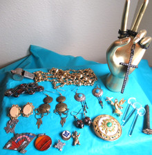 Vintage jewelry lot for sale  Liberty