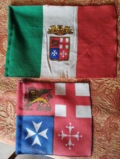 Due vecchie bandierine usato  Pulsano