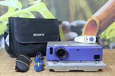 SONY VPL-CS1 PORTABLE MULTIMEDIA PROJECTOR. MADE IN JAPAN. ONLY 890 HOURS OF USE comprar usado  Enviando para Brazil
