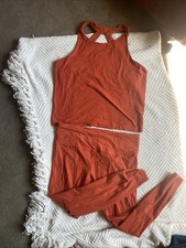Athleta women set for sale  Hugo