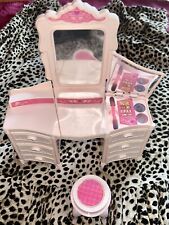 Coiffeuse barbie 1985 d'occasion  Baziège