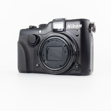 *NOT WORKING* Nikon Coolpix P7100 Digital Camera *FOR PARTS* segunda mano  Embacar hacia Mexico
