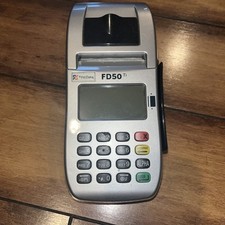 Terminal de pagamento com cartão de crédito FirstData FD50 Ti somente | Sem cabos | Não testado comprar usado  Enviando para Brazil